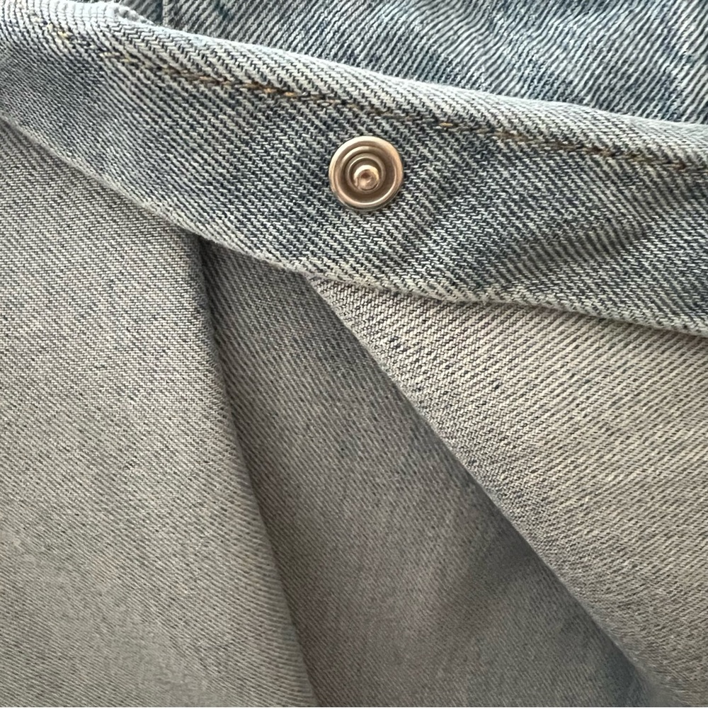 Denim snap Button-Up Shacket - Picture 5 of 7